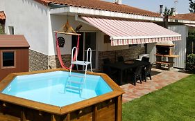Casa Ozcoidi, Acogedor Alojamiento Con Jardin Y Piscina En El Centro De Navarra